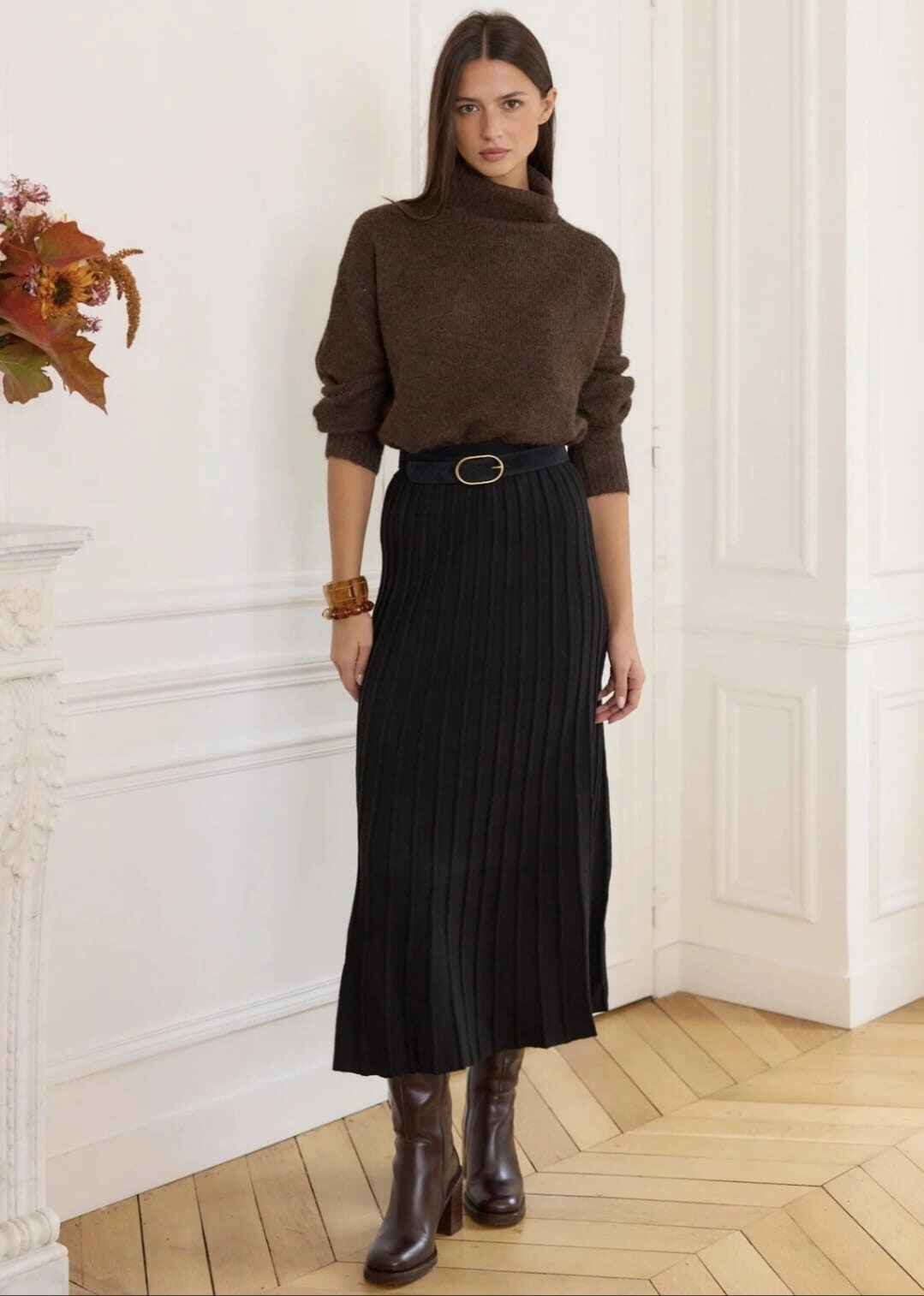 Falda de punto negra relieve